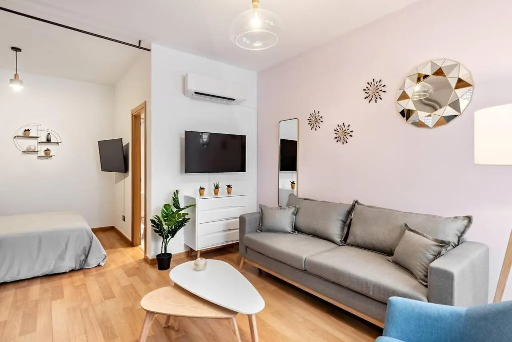 Designed Studio With Common Swimming Pool - Center By Rems Apartment Malaga